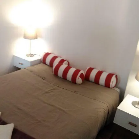 Inglesinhos 1 * Lisbon
